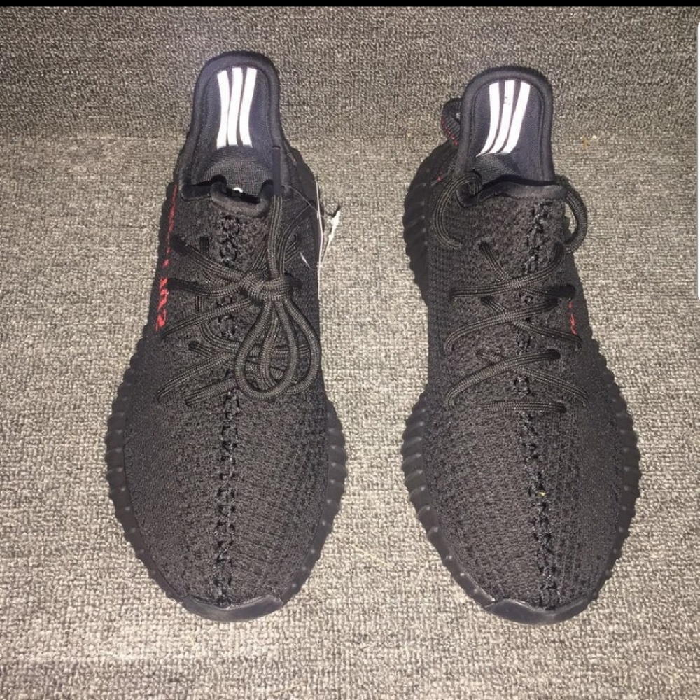 Yeezy boost 350 v2 black